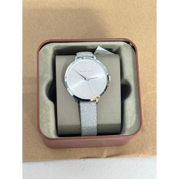 Michael Kors MK 2793 Charley Quartz Silver Women's Watch - Picture 1 of 5